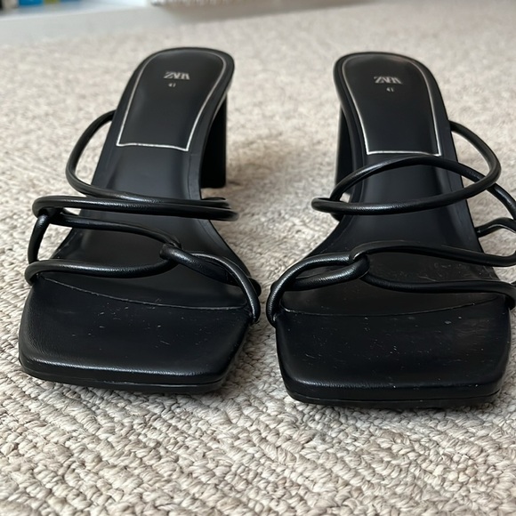 Zara Black Leather Strappy Block Heel Square Toe Mule Sandal Size 41 US 10 - Picture 7 of 11
